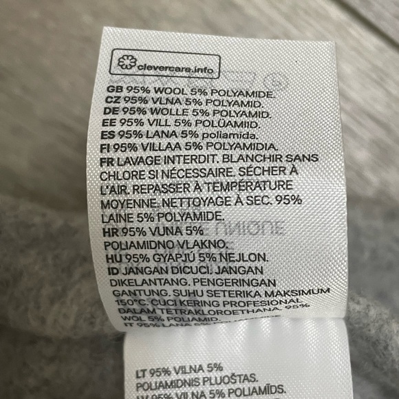 H&M Women's Felted wool beret Hat Light Gray. - Picture 7 of 7